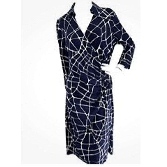 Jones New York Sheath Dress Lined Giraffe Animal Print  Size 10 Navy Blue White - Picture 2 of 9